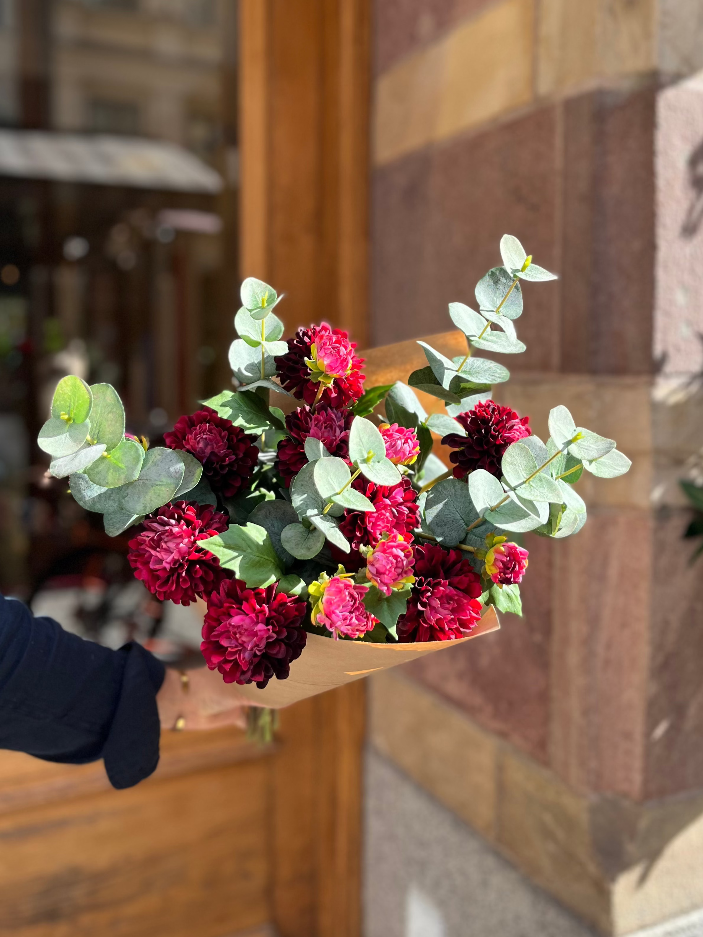 Dahliabukett Burgundy