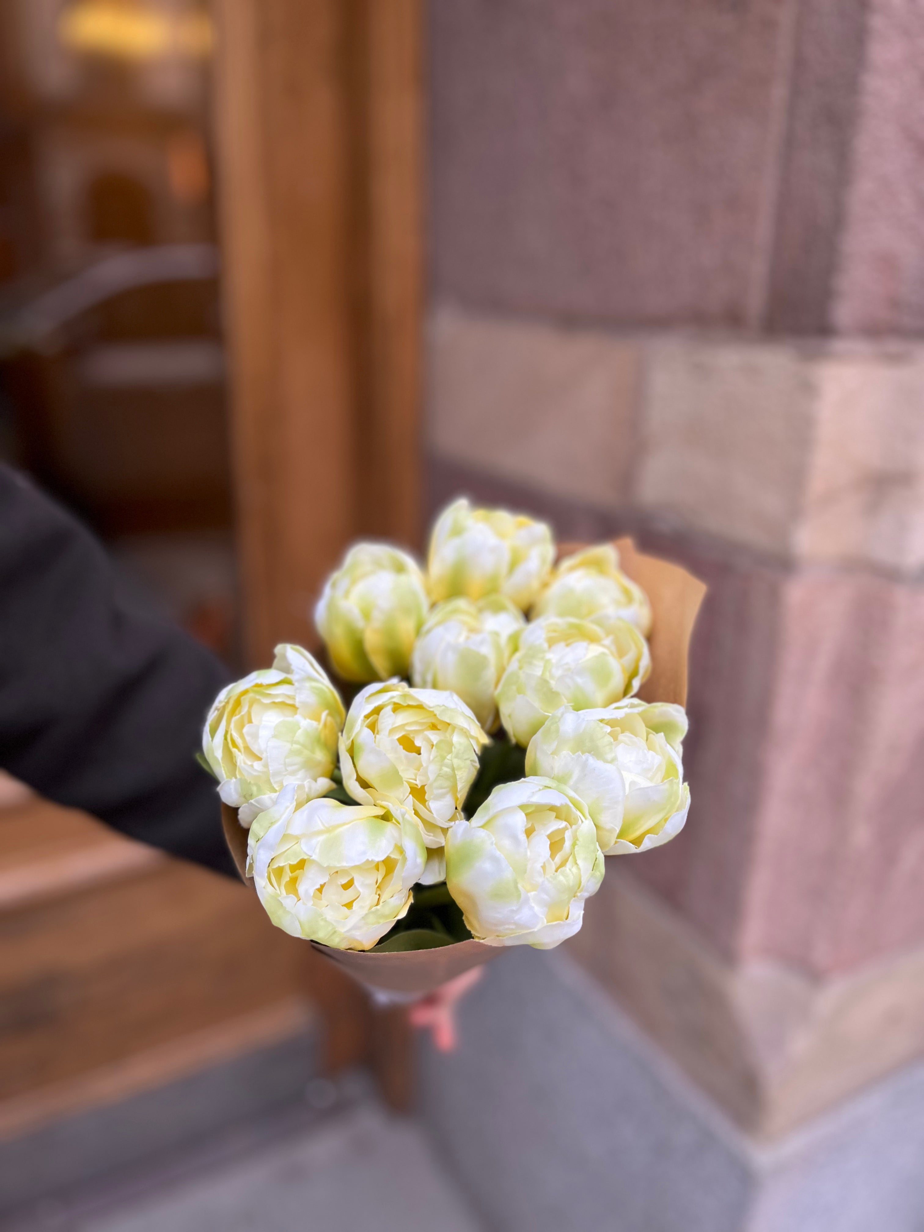 Piontulpan bukett, Gul